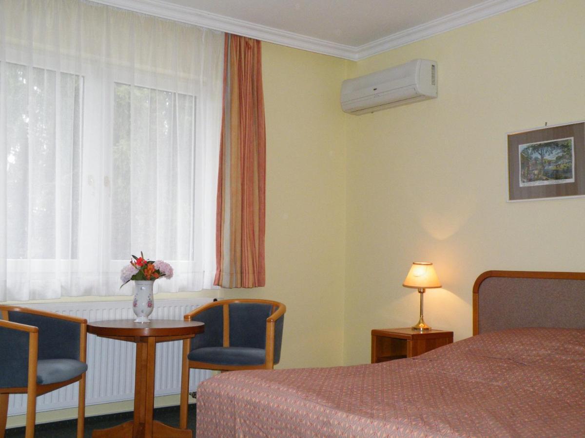 Apartment Pension Rideg Hévíz 객실 사진